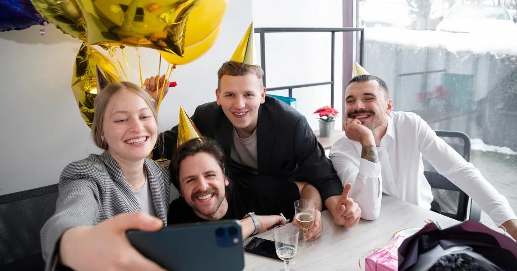 Employee receiving a birthday gift at work, boosting morale and motivation.